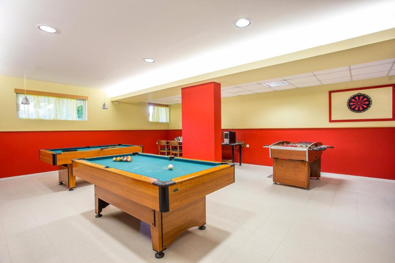 Irinna Hotel-Apartments ファリラキ エクステリア 写真