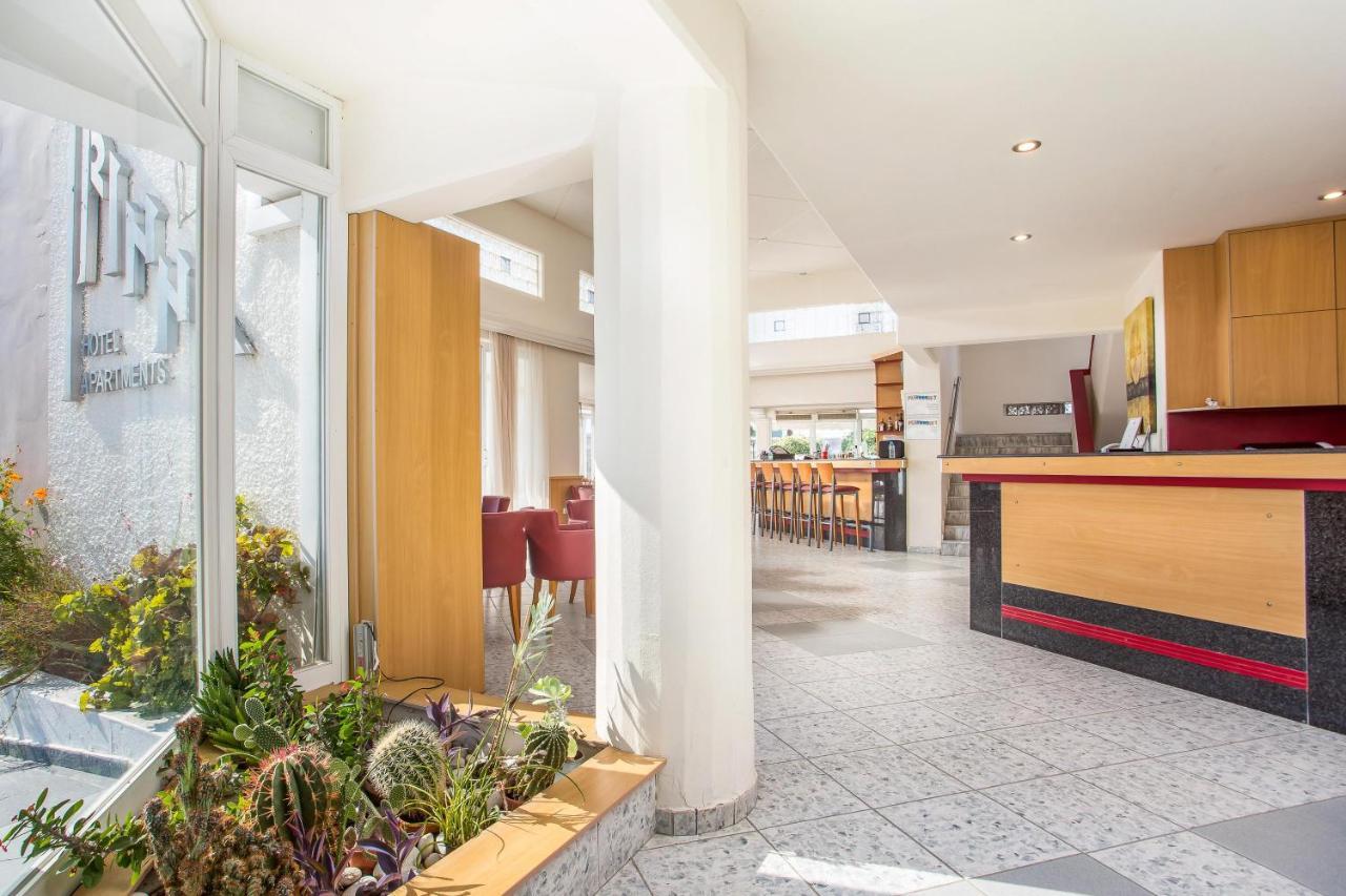 Irinna Hotel-Apartments ファリラキ エクステリア 写真