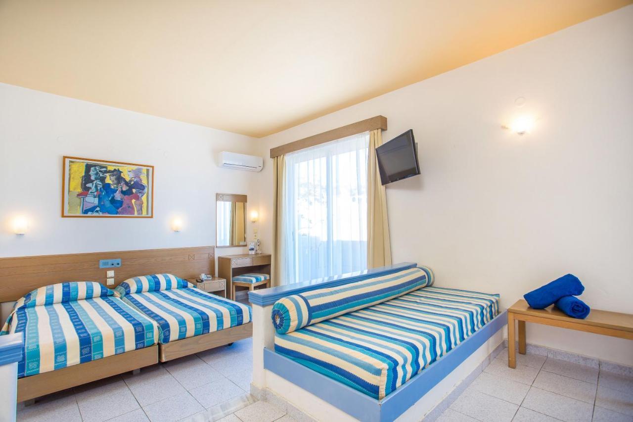 Irinna Hotel-Apartments ファリラキ エクステリア 写真